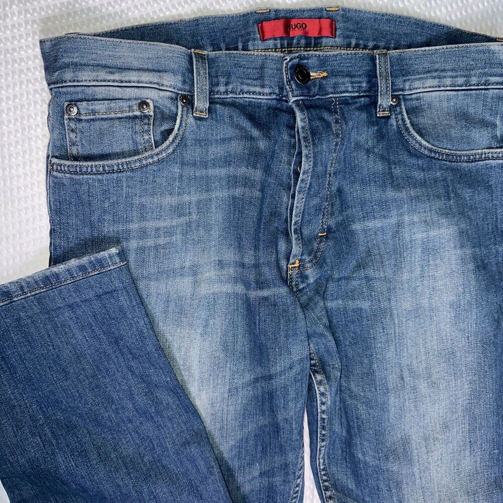 Hugo Boss Hugo Jeans Mens 33x32 blue Medium Wash Slim Straight Denim Pants